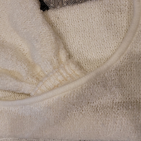 🦋Sideffects Open Boucle' Cardigan Medium, Winter White - Picture 2 of 7